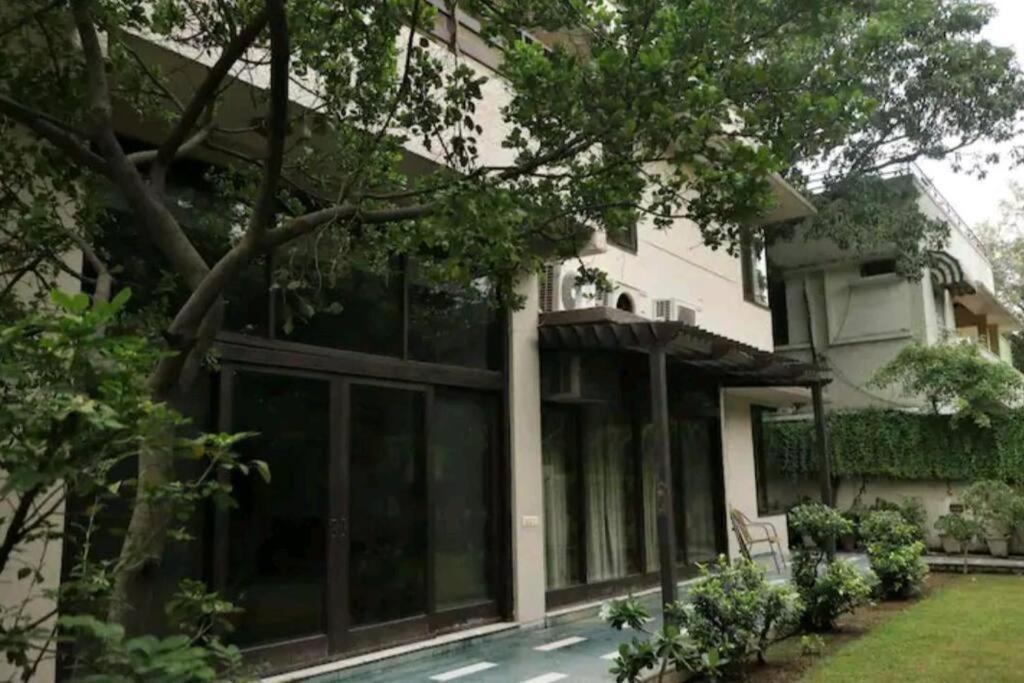 The Royal Jaipur Hotel Exterior photo